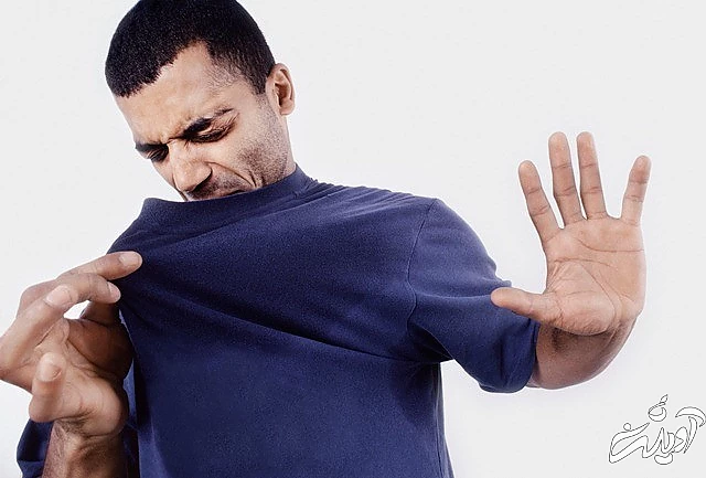 چگونه می‌توان از شر بوی نامطبوع لباس‌ها خلاص شد؟